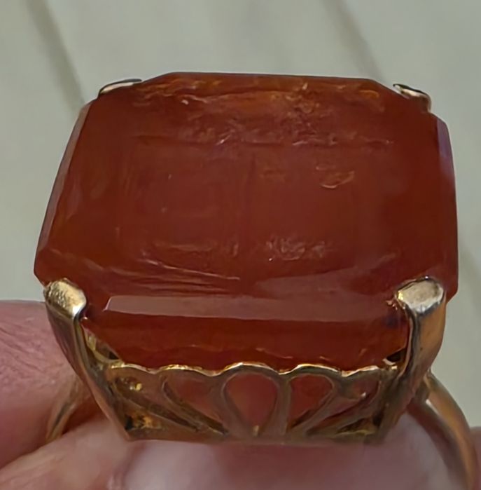 Anel Sinete ,1840, Ouro 18k,