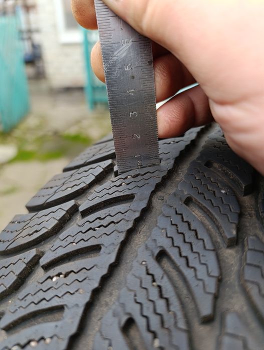 Комплект зимових шин R15 185/65