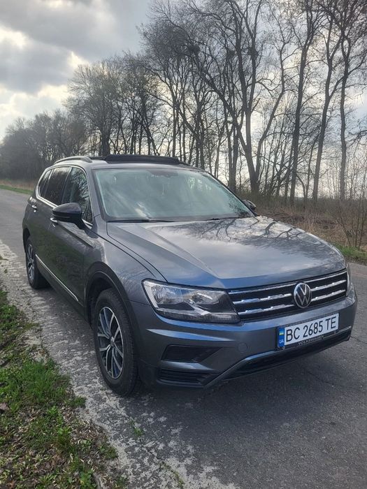 Volkswagen Tiguan  2019 — 7 місць Повний привід| Панорама.