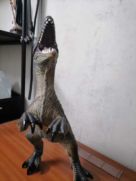 Dinossauro de Brincar Grande