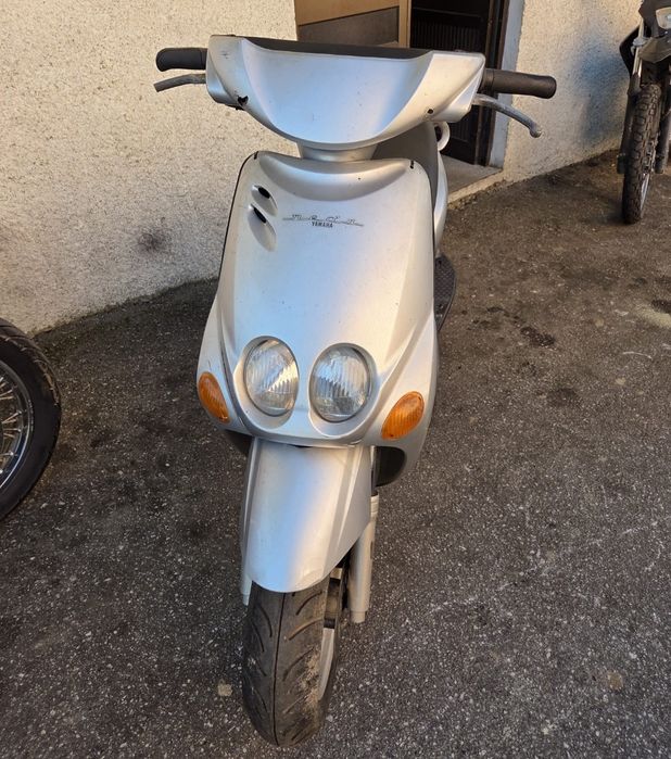 Yamaha Neo '50 circular diariamente