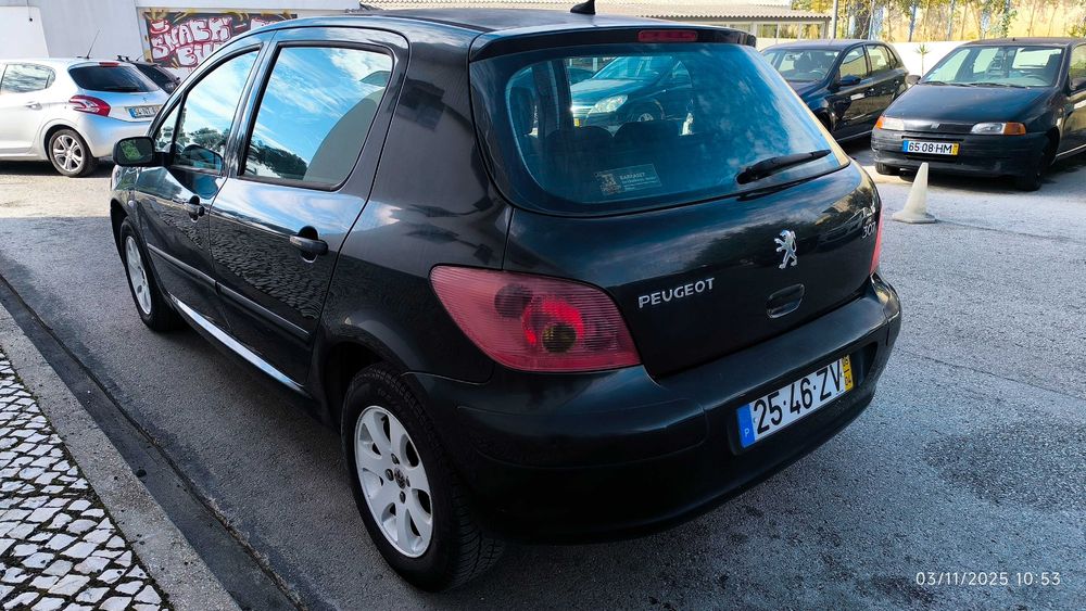 Peugeot 307 1.4 16V AC em muito bom estado geral