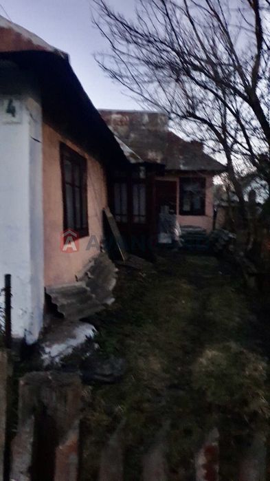 Будинок в місті Угнів