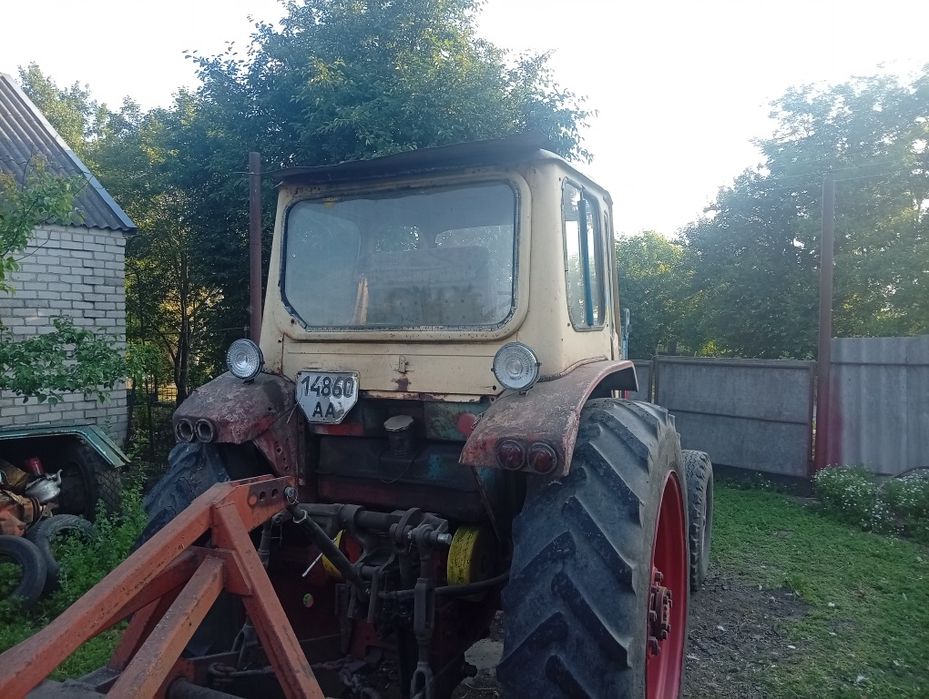 Продам трактор ЮМЗ 6 с куном