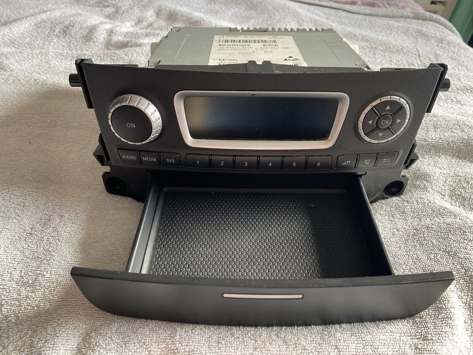 Rádio de entrada Bosch Smart Fortwo 451 facelift modelo 2011-