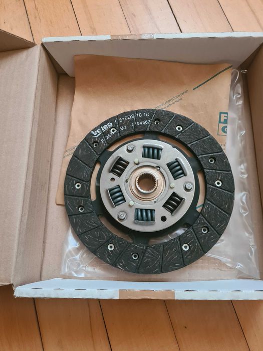 Диск зчеплення для МКПП Valeo Mitsubishi Space Star 1,6