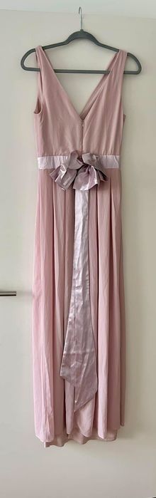 Sukienka maxi na wesele - z kokardą na plecach