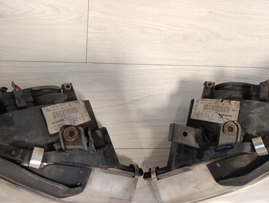 Фари ксенон  Nissan primera p12 оригінал