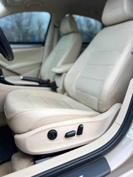 Volkswagen Passat B7