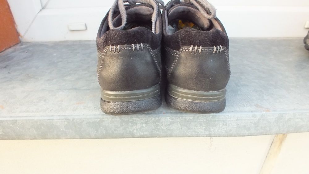 Super półbuty męskie skóra marki Clarks colection w roz 41