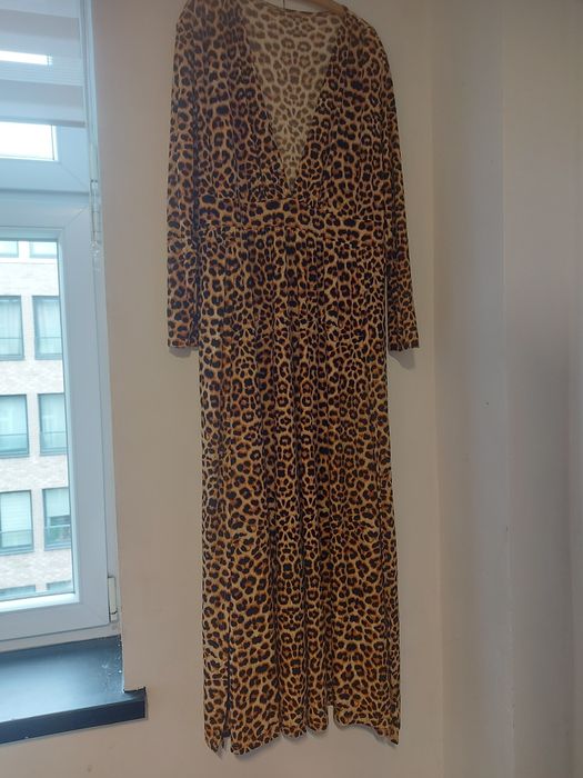 Piękna dlga sukienka panterka xxl