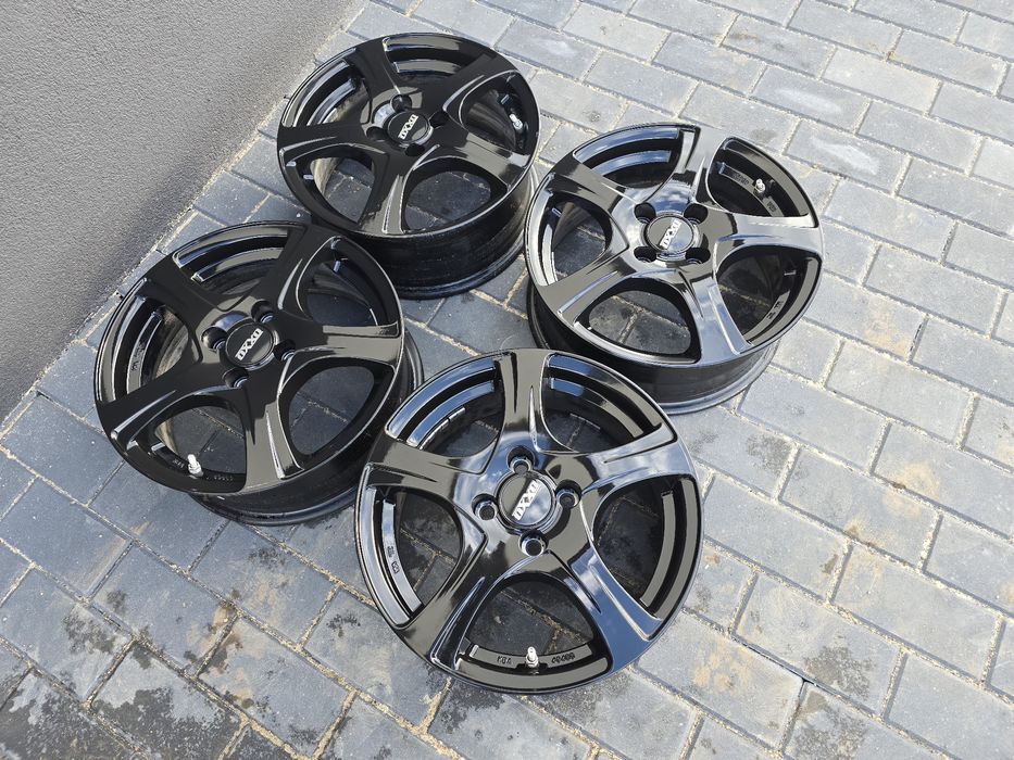 Sprzedam  Alufelgi  15" 4x100 6j ET45