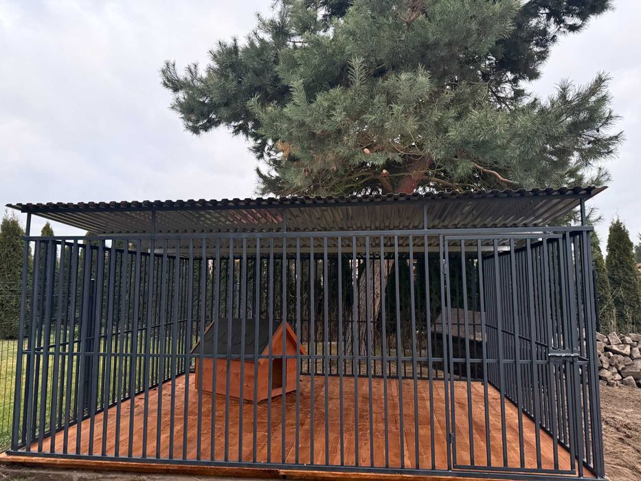 Kojec dla psa solidny, transport