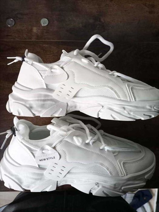 Buty męskie białe sneakersy rozmiar 42