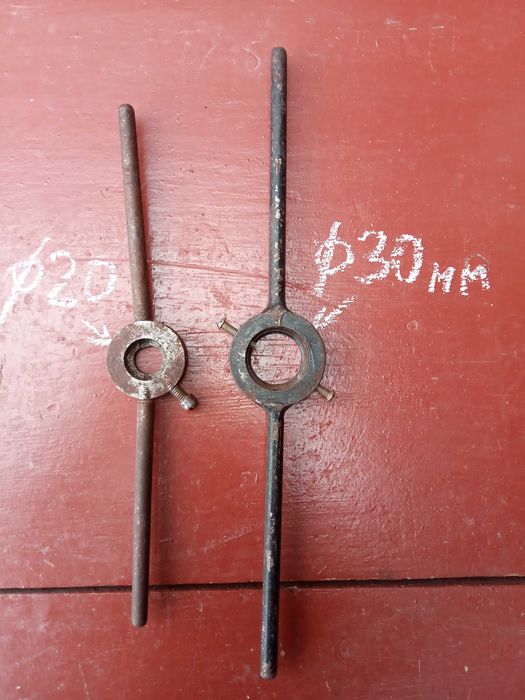 Плашкодержатель /леркодержатель/ ссср