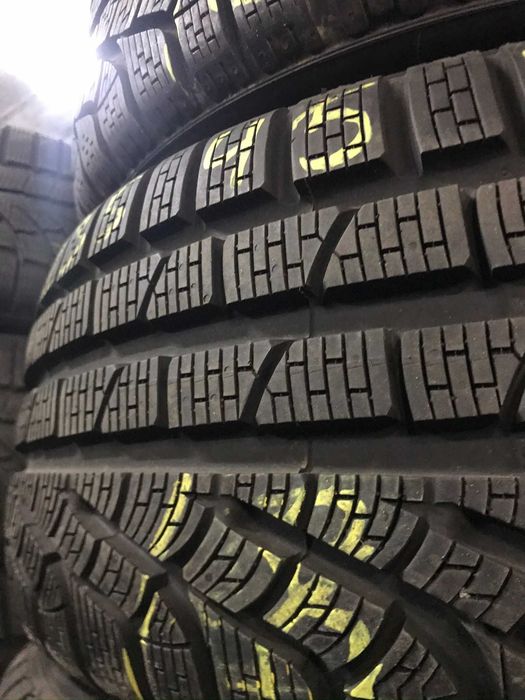 Шини Піреллі 245/45/17 Pirelli Winter Sottozero 2 б/у зал.95%+Вибір є!