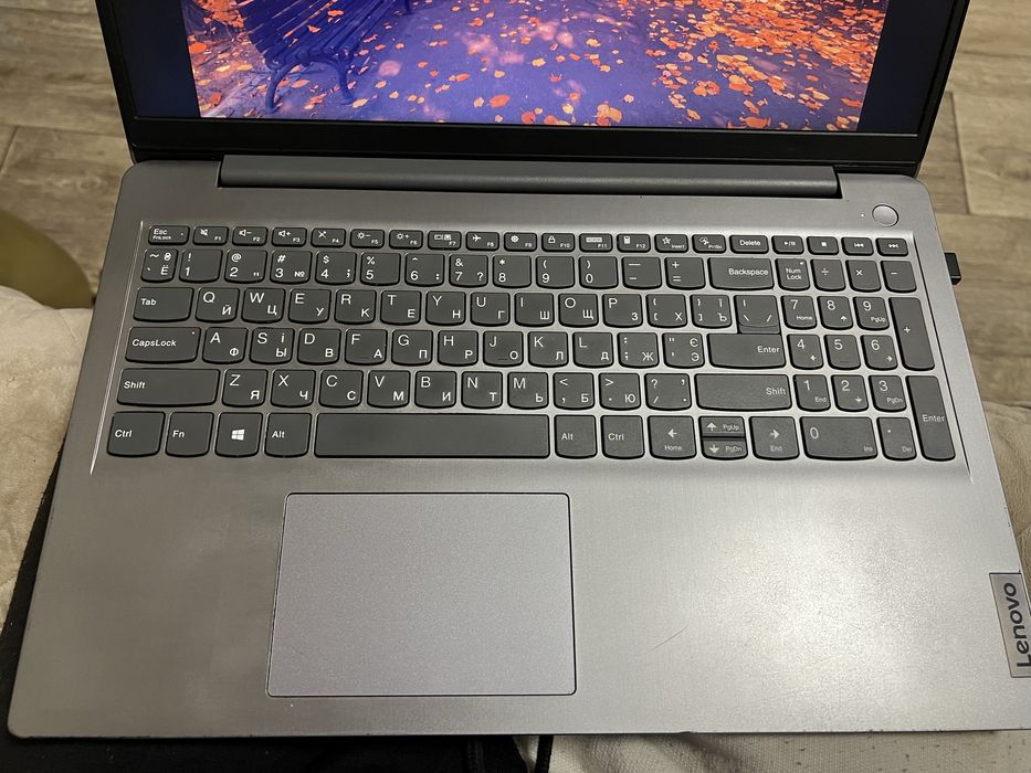 Ноутбук Lenovo IdeaPad 3 15ITL6 / 512 Гб