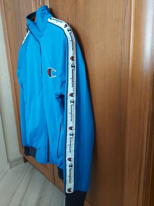 Олімпійка  Champion
