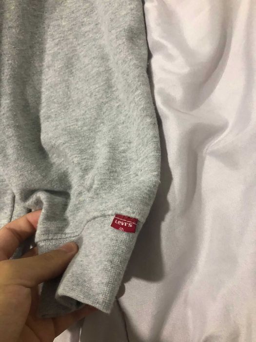 Sweat Levis Cinza