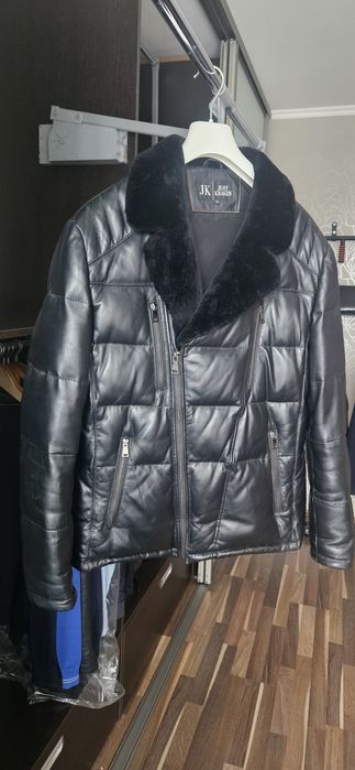 Кожанный пуховик