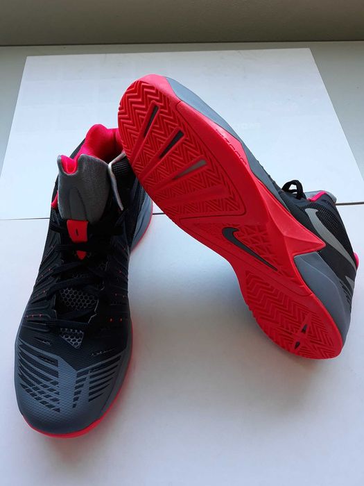 Nike n.º 46 P/ BASKETBALL profissionais NOVAS - PROMOÇÃO