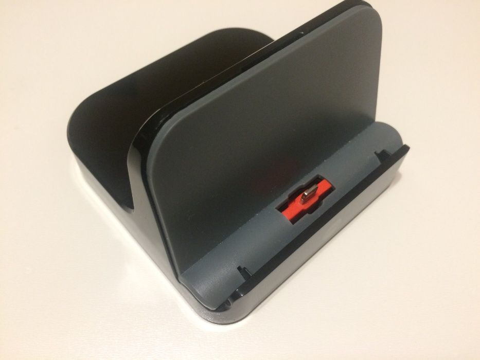 Stacja dokująca/ładowarka Forever PDS-02 dla iPod, iPhone, iPad