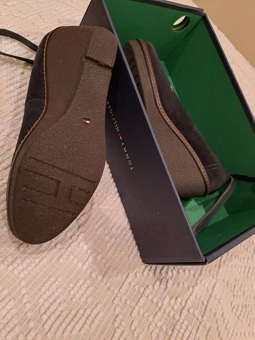 Sapatos tommy 38 lindas super confortáveis