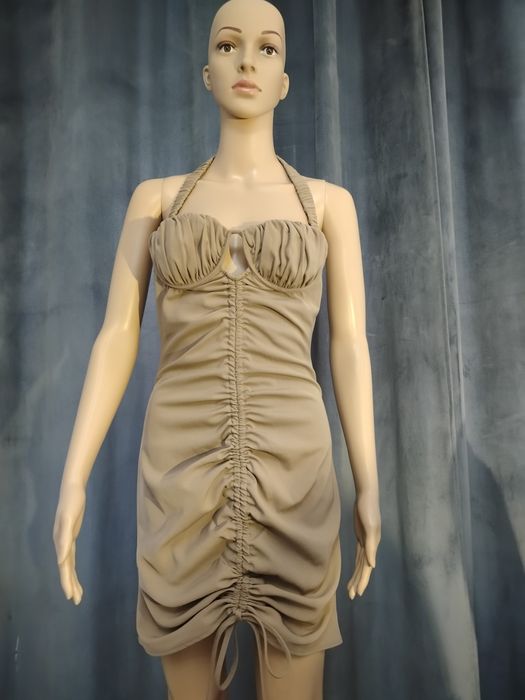 XS 34 S 36 beżowa cappuccino sukienka mini bodycoon marszczona impreza