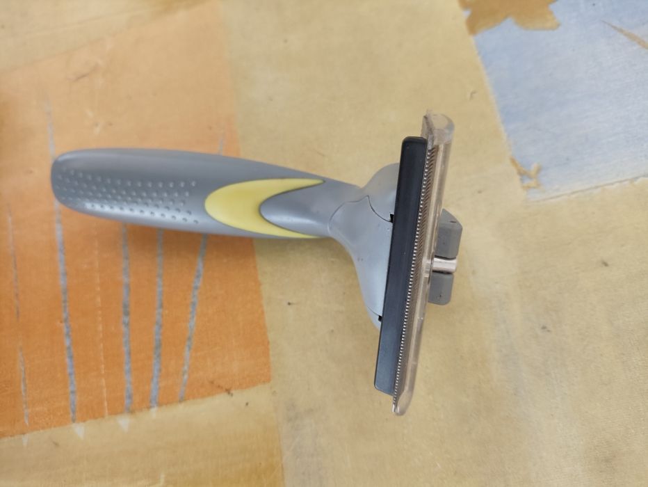 Escova para tosa de animais de estimação