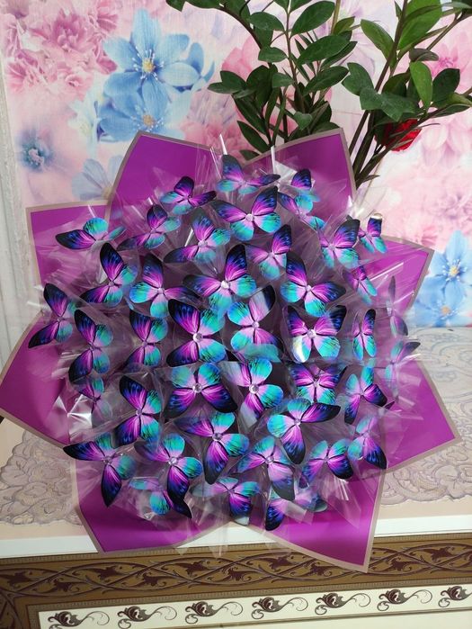 Кращі букети з метеликів на подарунок дівчині Букет из бабочек ромашек