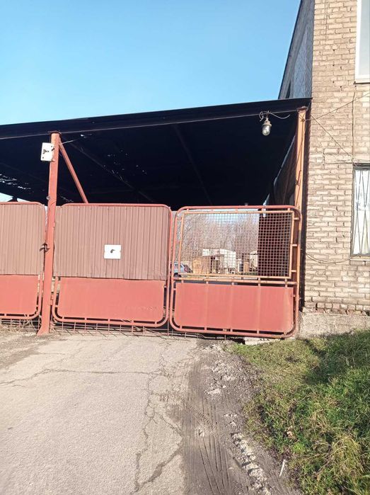 Сдаем в аренду офисные и промышленные помещения