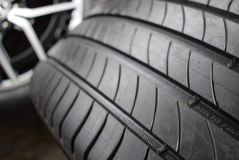 koła Mercedes AMG Gla Glb Eqa EQb 243 247 nowe 2023 OEM night michelin