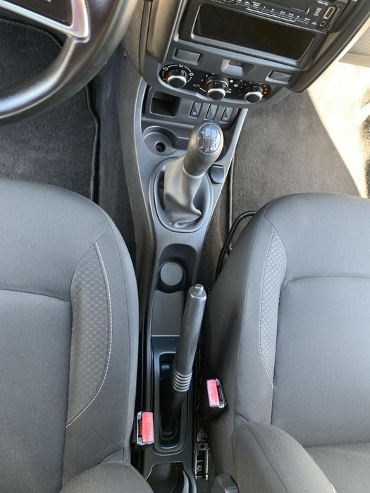 Продам DACIA DUCTER 1.6 бензин