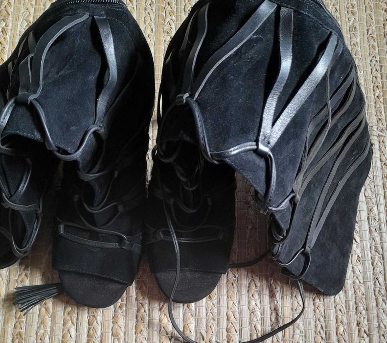 Botas sandálias em pele novas 39 vince camuto