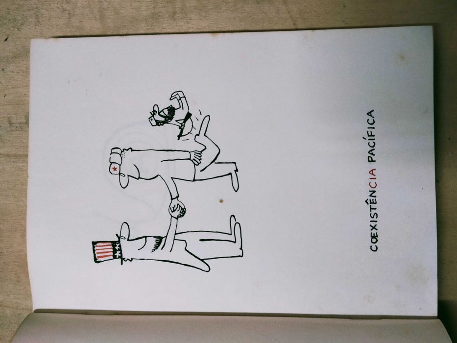 CIA - Maurice Siné  Mondar Editores