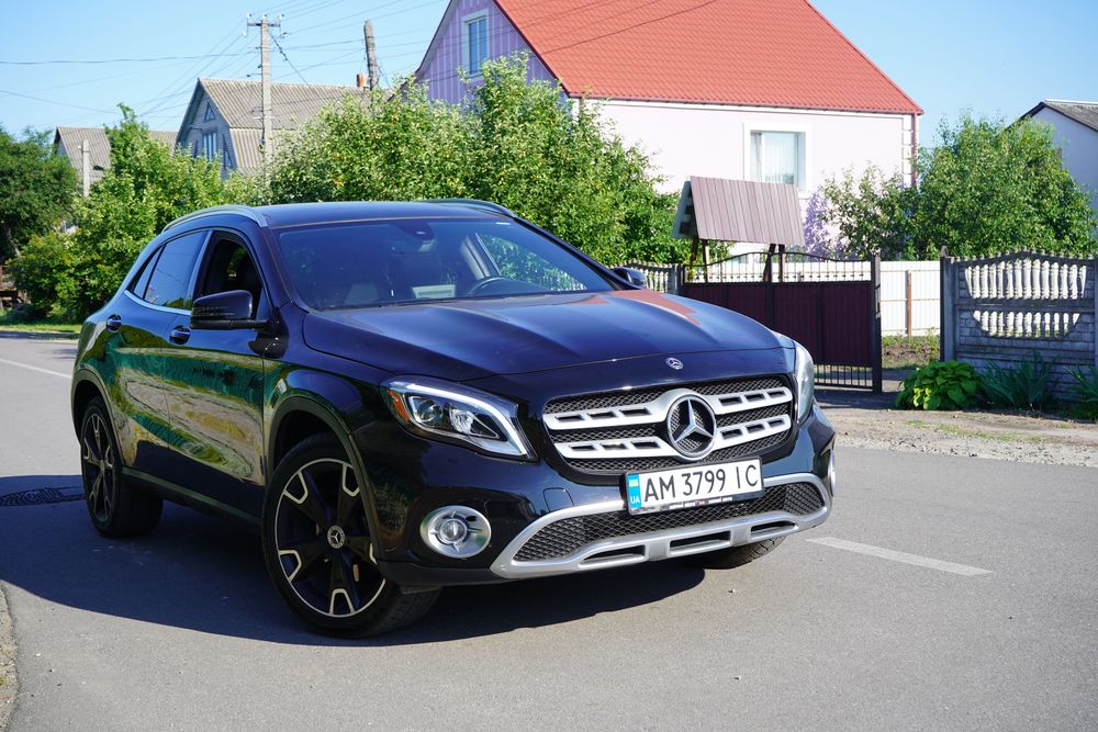 Продам мерседес mercedes gla x156
