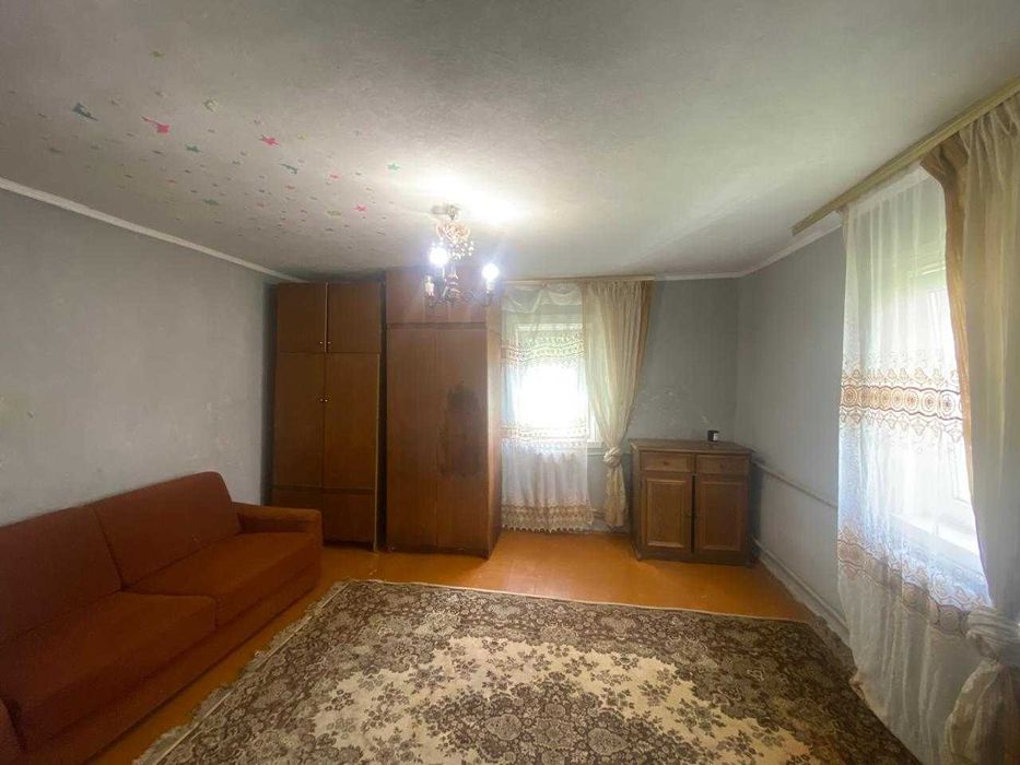 Продаж будинку , вулиця Саєнка , всі зручності .