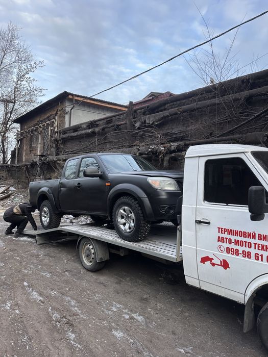 Эвакуатор Daewoo на уверенном ходу