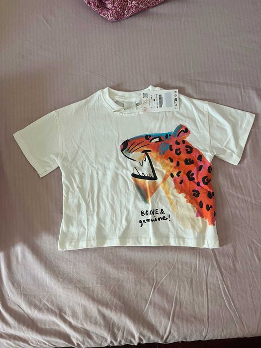 T-shirt Zara branca com leopardo "Brave & genuine", 4 anos