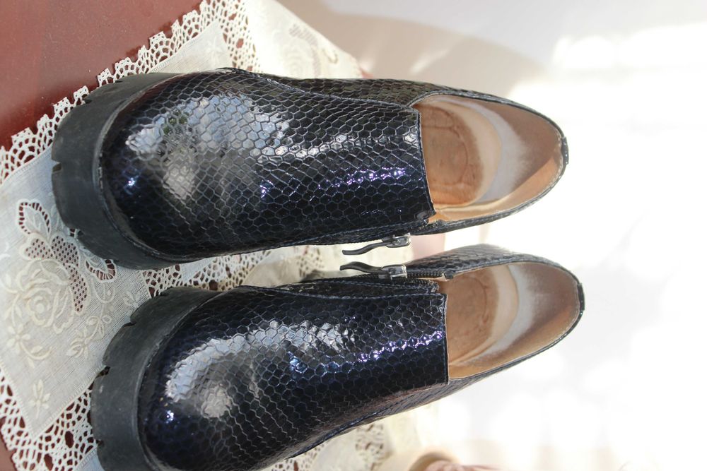 Кожаные туфли - ботинки