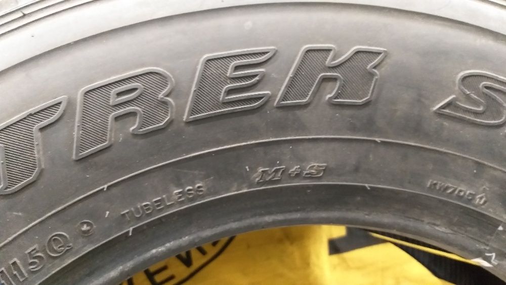 axd T799 sztuka 275/65R17 115Q Dunlop Grandtek SJ5 dot.1706r.