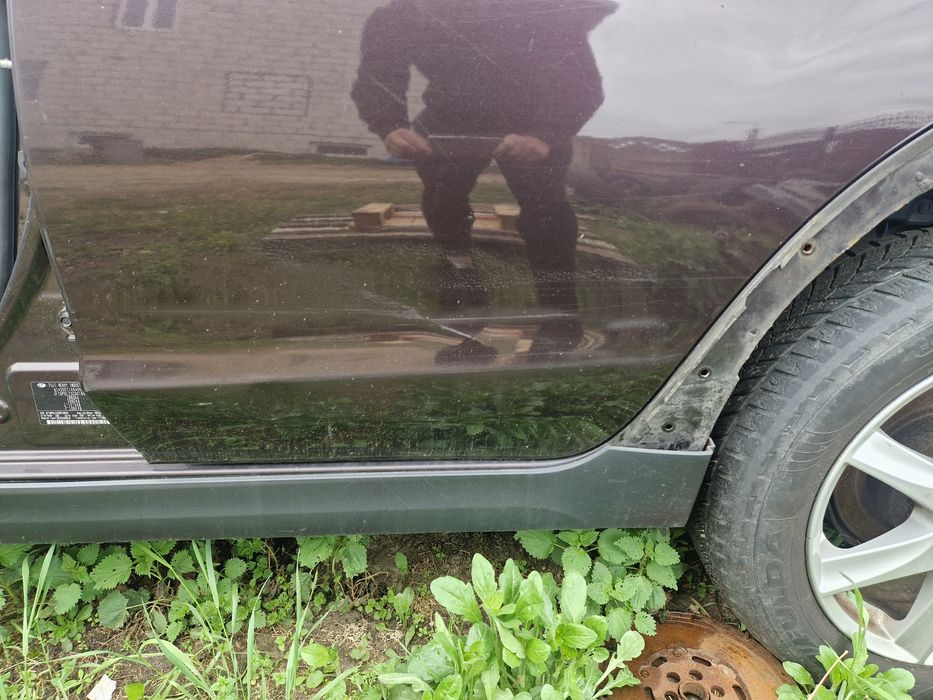 Drzwi lewe tył Subaru XV lakier G3U