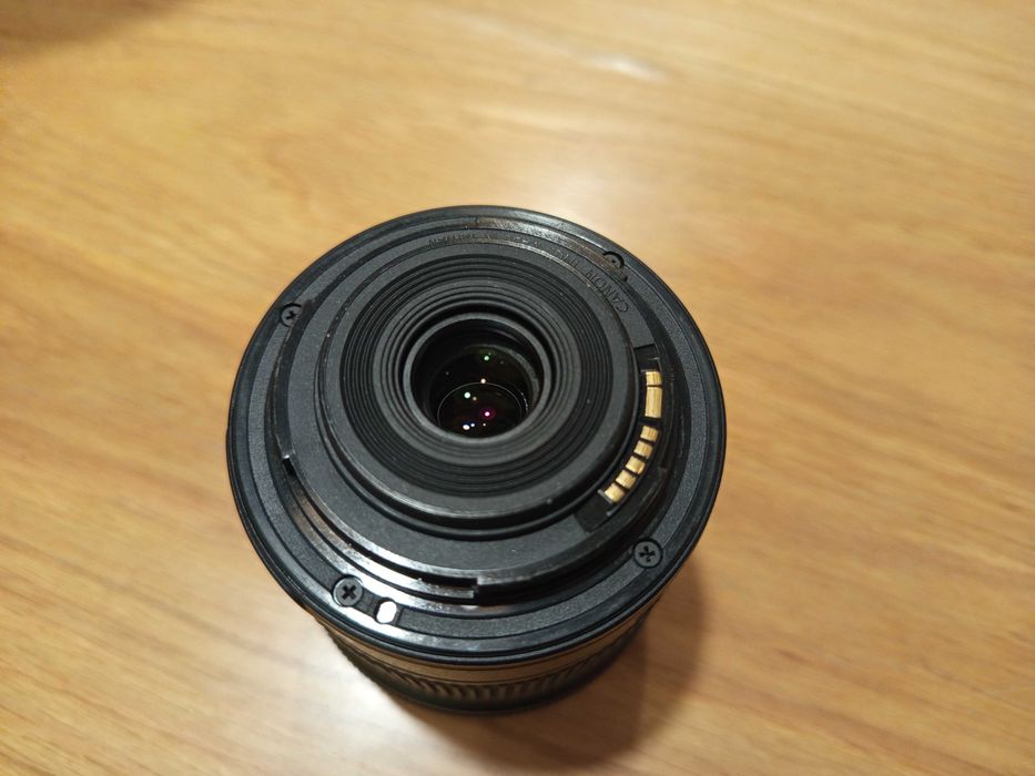 Obiektyw Canon EF-S 10-18mm f/4.5-5.6 IS STM używany