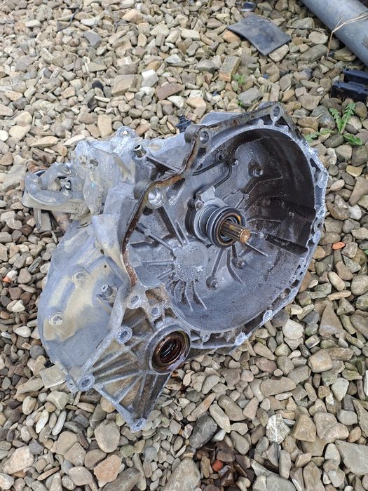 КПП Opel Vectra B 2.0DTI F23 механічна коробка передач вектра