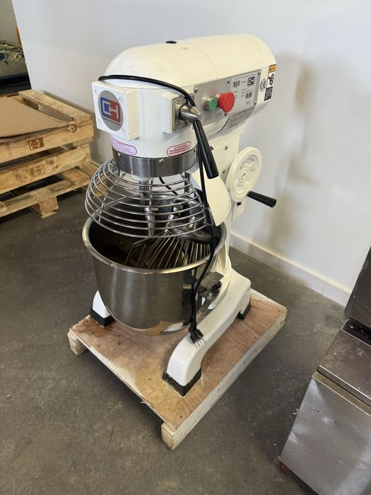 Batedeira Planetaria 30 litros