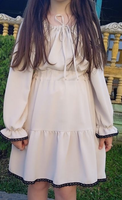 Сукня для дівчинки