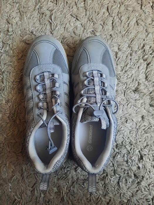 Adidasy  kolor siwy