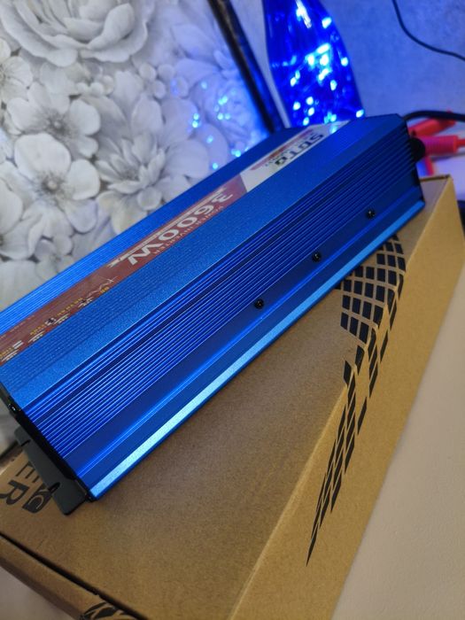 Sutu 3600W чистий синус кольоровий дисплей