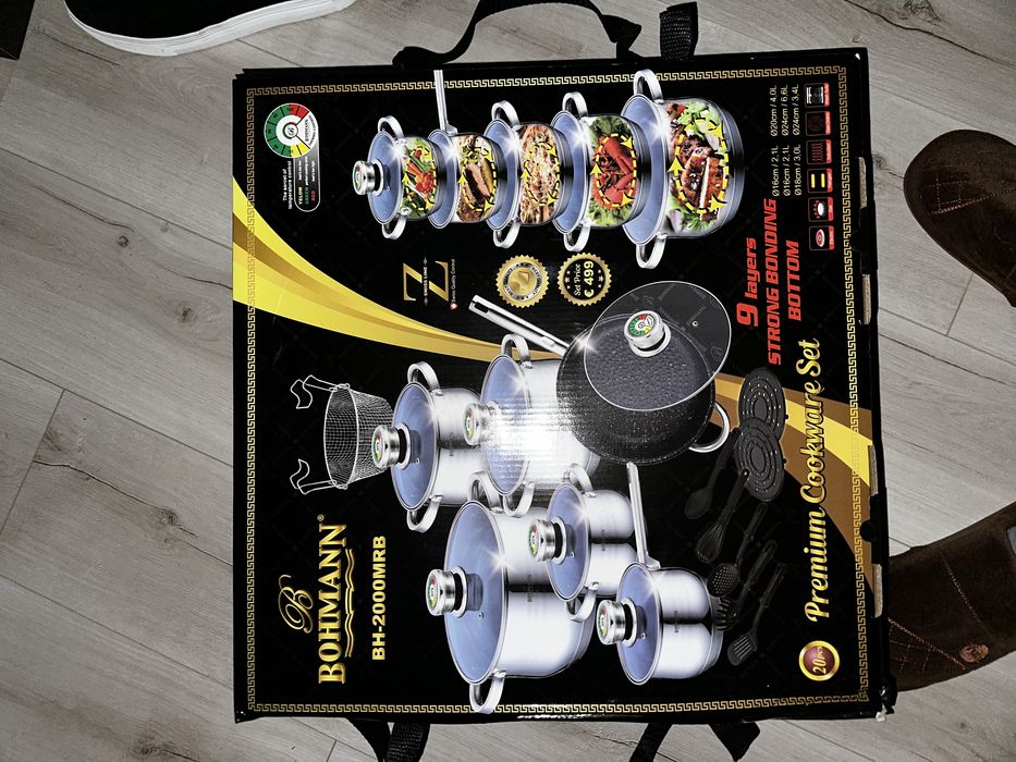 Кастрюлі з нержавіючої сталі