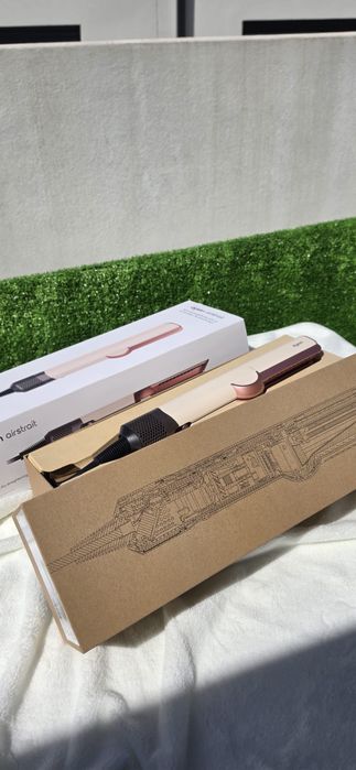 Dyson Airstrait Rosa